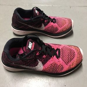 Nike Flyknit Lunar 3